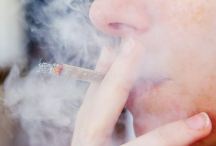 담배꽁초무단투기-신고포상금