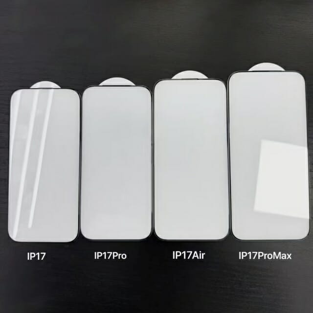 다음 달 출시될 아이폰17 시리즈의 화면 보호 필름 사진이 공개됐다.