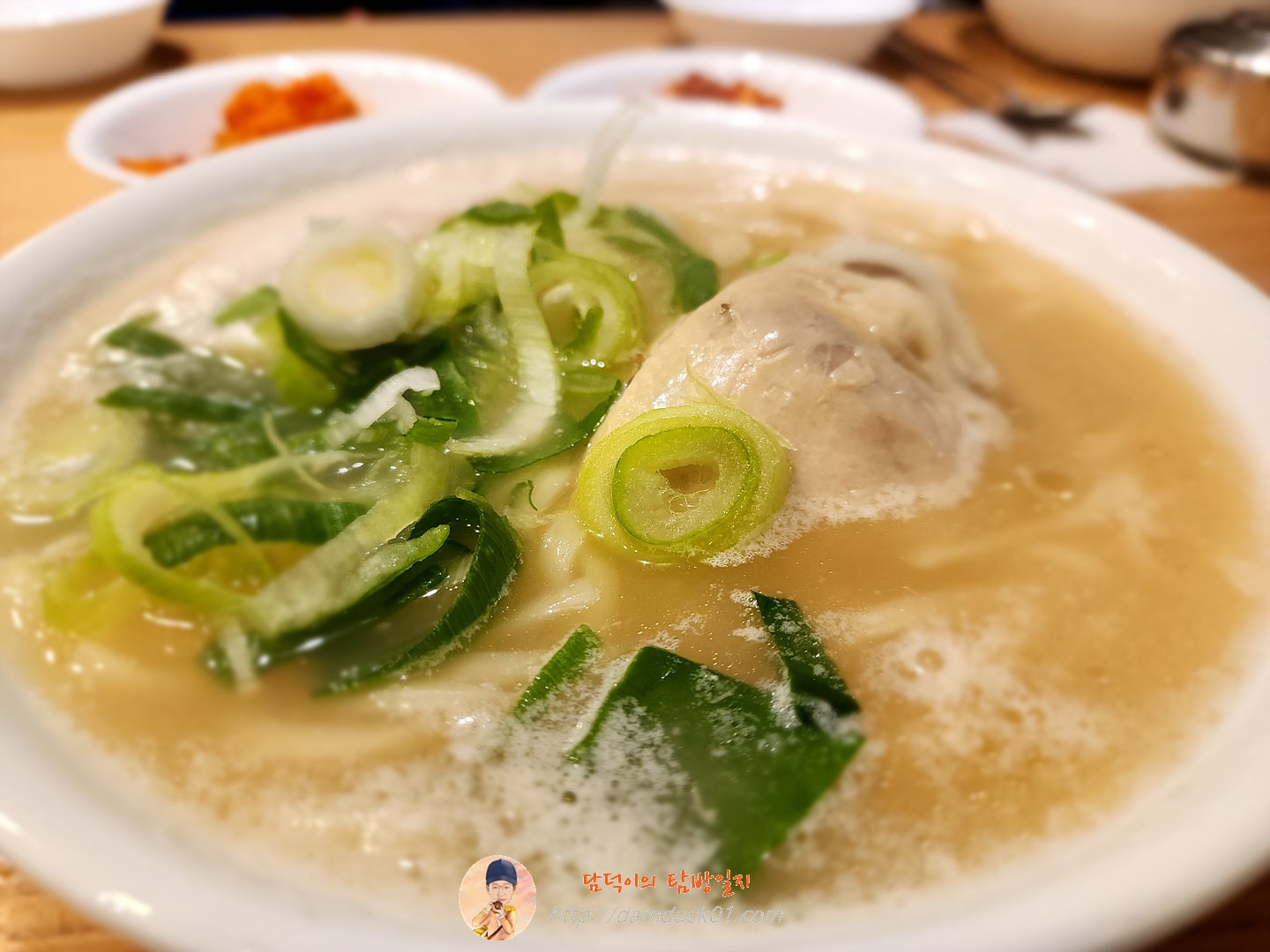 닭칼국수