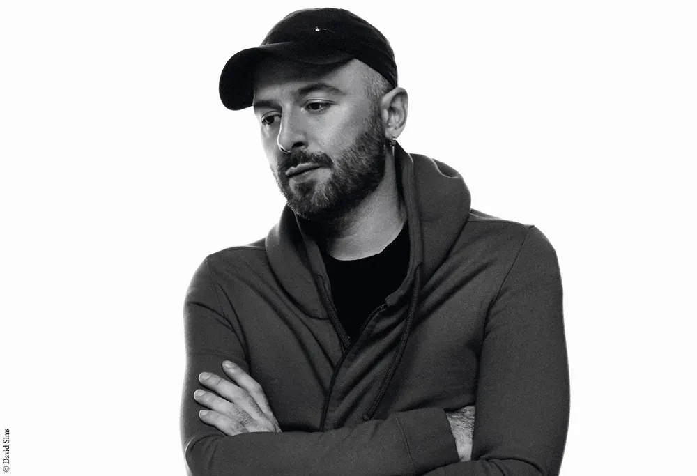 베트멍의 디자이너이자 창립자 뎀나 즈바살리아