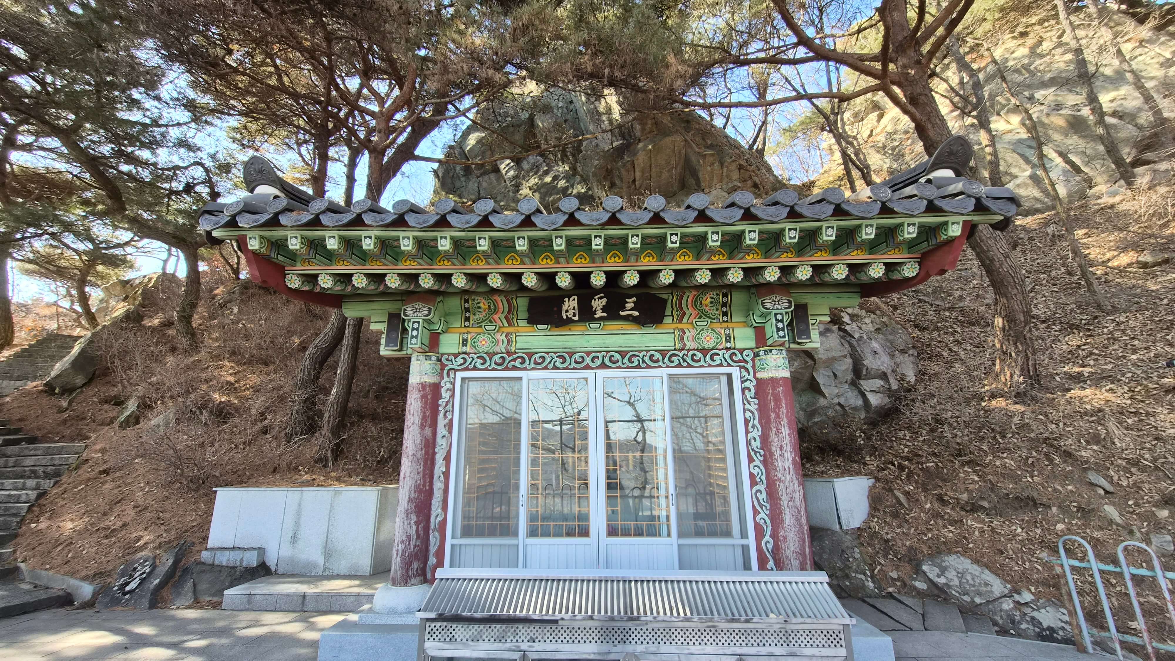 강화도 적석사 : 서해 낙조의 절경, 고려산의 천년 고찰 서해로 떨어지는 붉은 노을이 장관