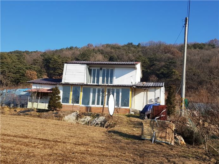 논산지원2021타경2666 기호(1) 지상 제시외건물(ㄱ) 전경