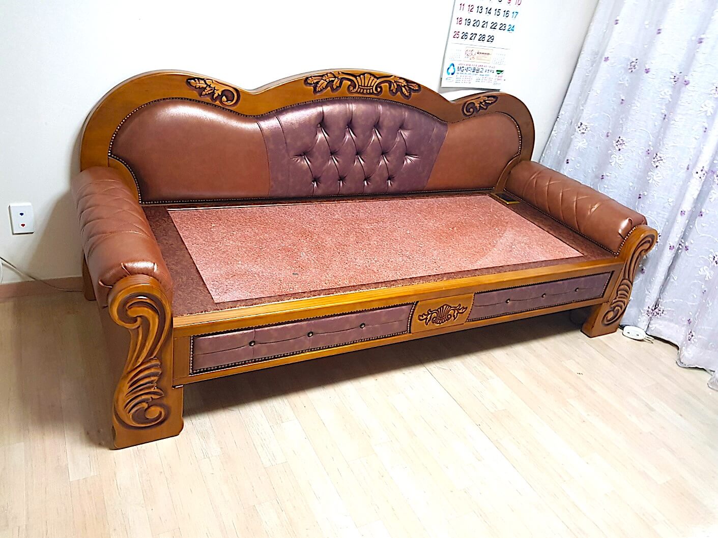 동서가구 돌소파 실제 설치 모습