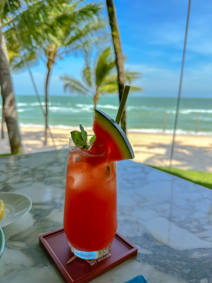 JW 메리어트 푸꾸옥 레스토랑 레드럼 메뉴 중 수박 주스