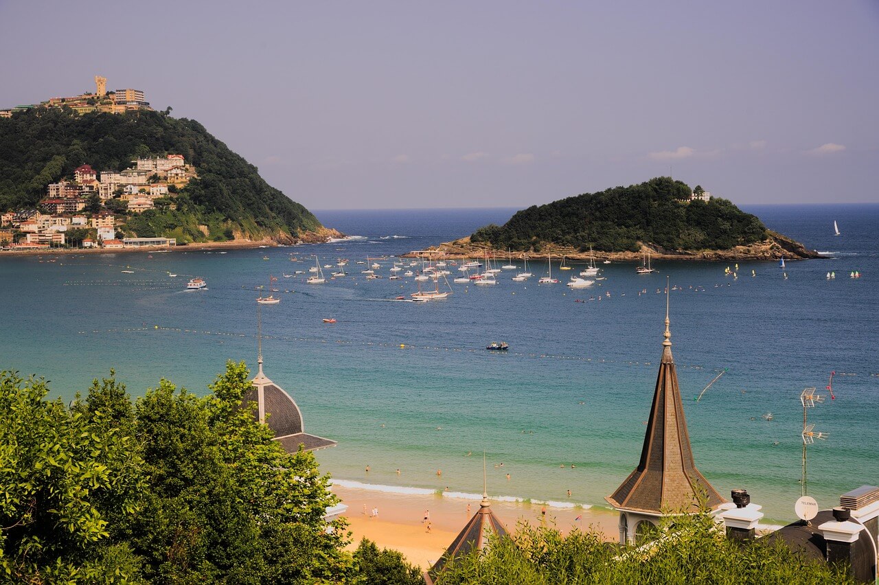 도시별 슬로 라이프 실천 가이드 스페인 산세바스티안(San Sebastián)에서 실천하는 슬로 라이프 가이드: 바람과 파도가 만들어내는 해변 도시의 깊은 속도