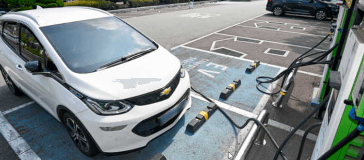 전기자동차-쉐보레-볼트EV-전기충전