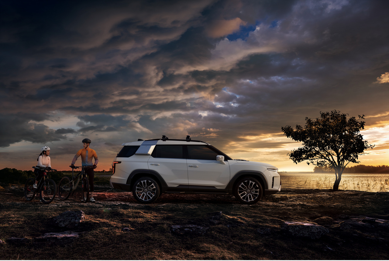 2024년형 KG모빌리티 토레스 외관 측면 사진