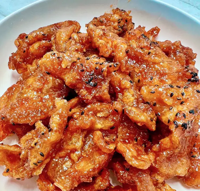 생생정보 춘천 생활의 달인 조청 닭강정 맛집