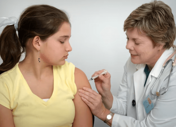 2025년 독감&middot;코로나19 예방접종: 접종 시기&amp;#44; 대상&amp;#44; 주의사항