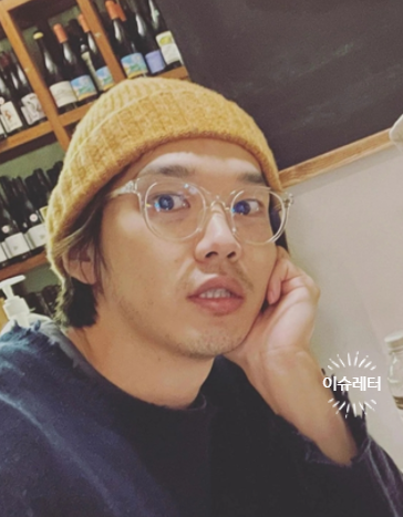 공효진 케빈오 열애 중 그는 누구인가 (9)