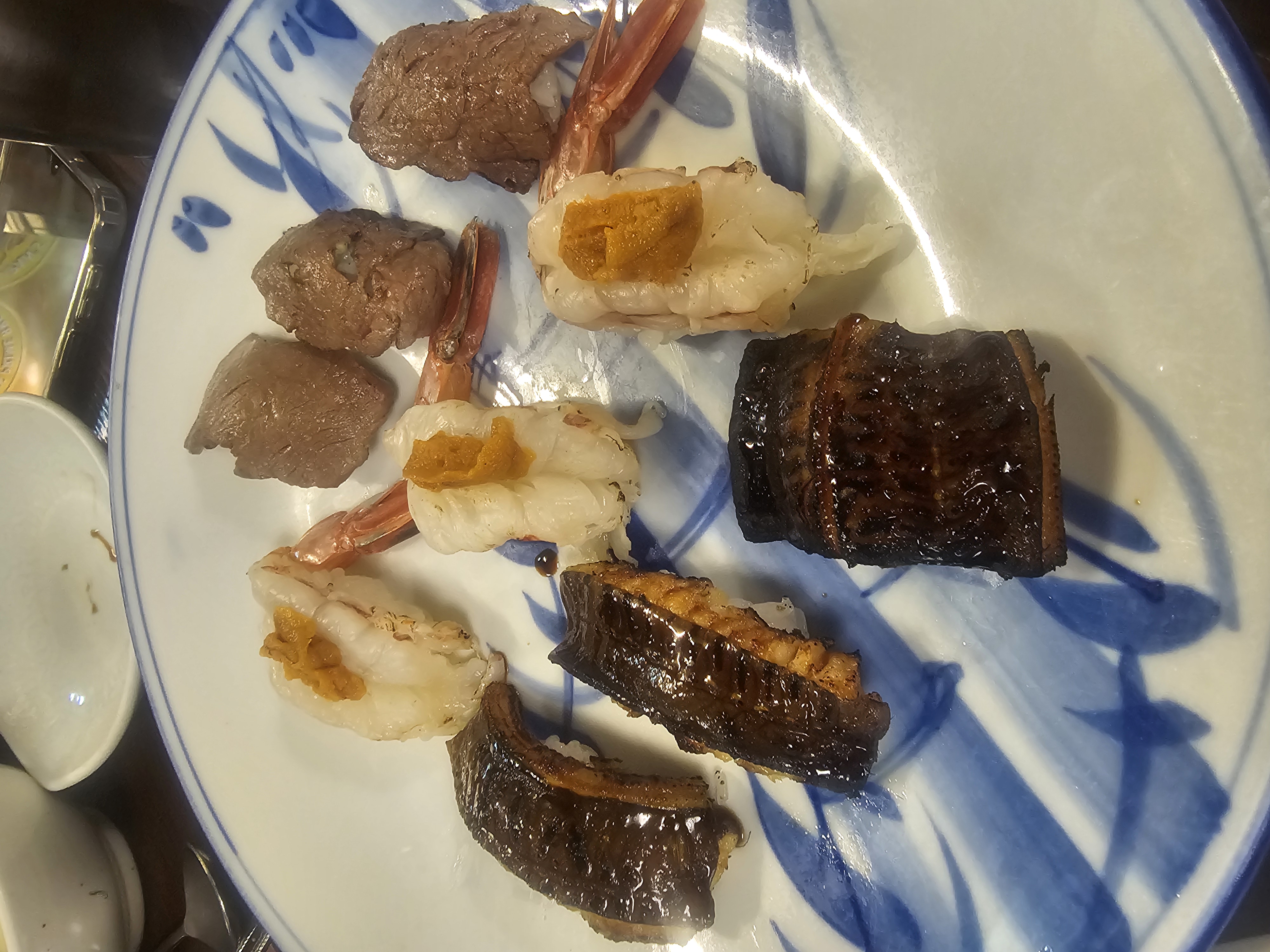 부산 남포동 삼송초밥 초밥 정식 A세트, 새우·장어·참치 니기리 모듬