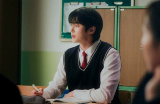 변우석 프로필 나이 키 누나 아이유 김혜윤 장원영 드라마 총정리