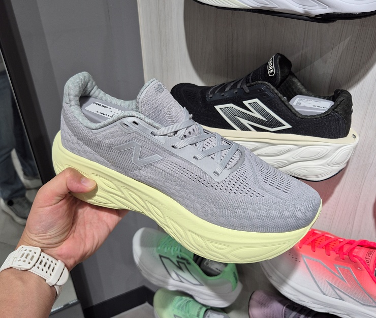 발볼 넓은 입문 러닝화