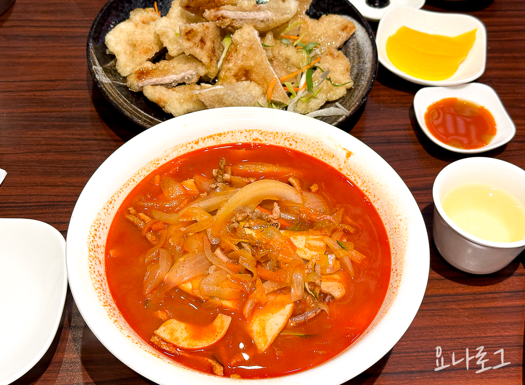 신승반점 판교맛집 판교 판교중국집 판교외식 판교신승반점 판교중국집추천 판교짜장면 판교짬뽕 판교현백 판교현대백화점 판교현대백화점맛집 판교현백식품관 판교현백식품관맛집 판교탕수육 찹쌀탕수육