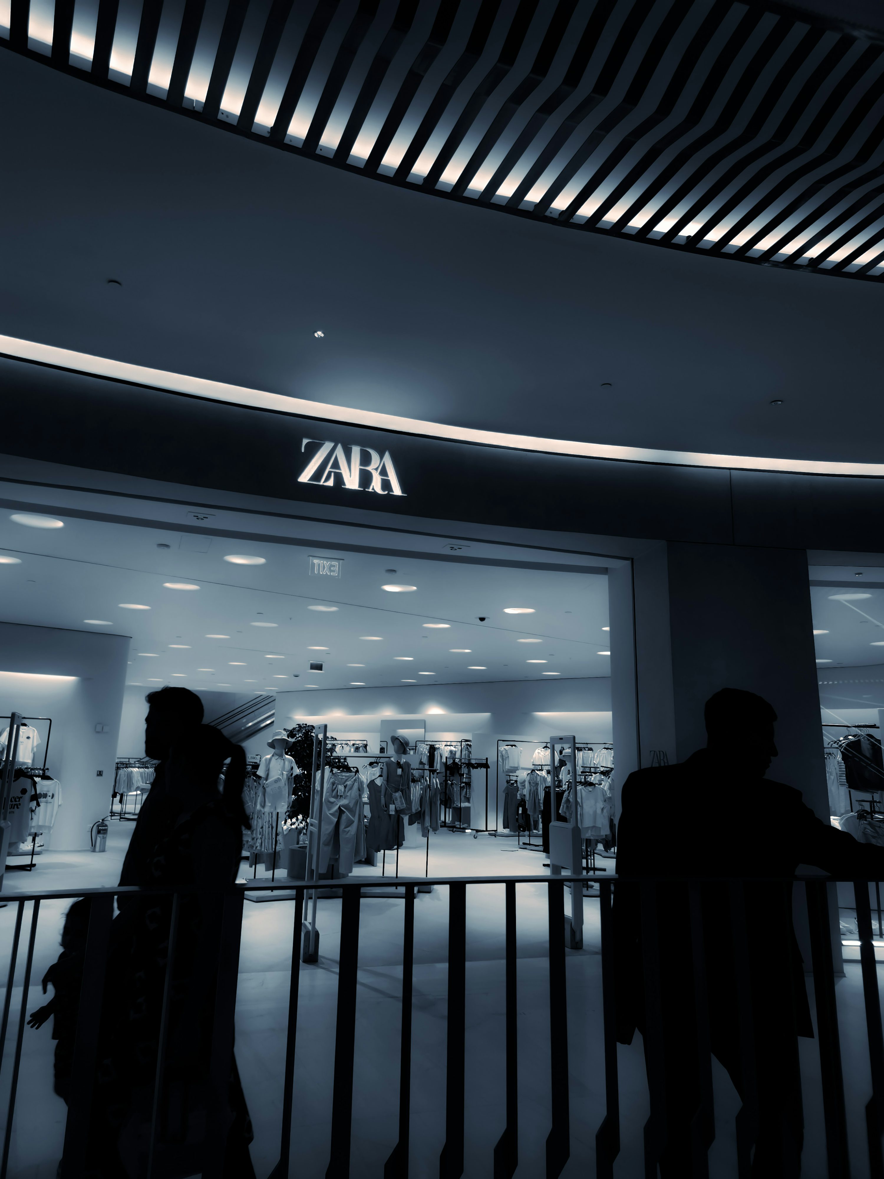 자라 매장 관련 이미지