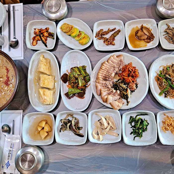 허영만의 백반기행 당진 솔뫼성지 꺼먹지 정식 맛집