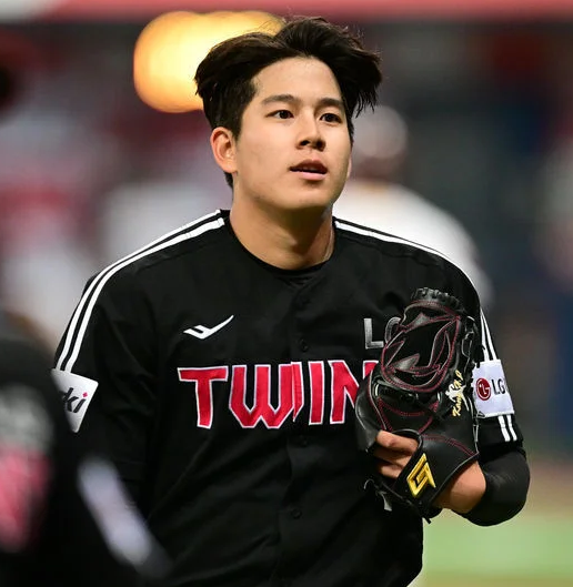 옹성우, 강효종 닮은꼴