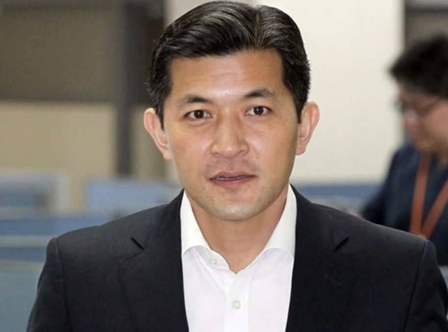 홍정욱 정치이력