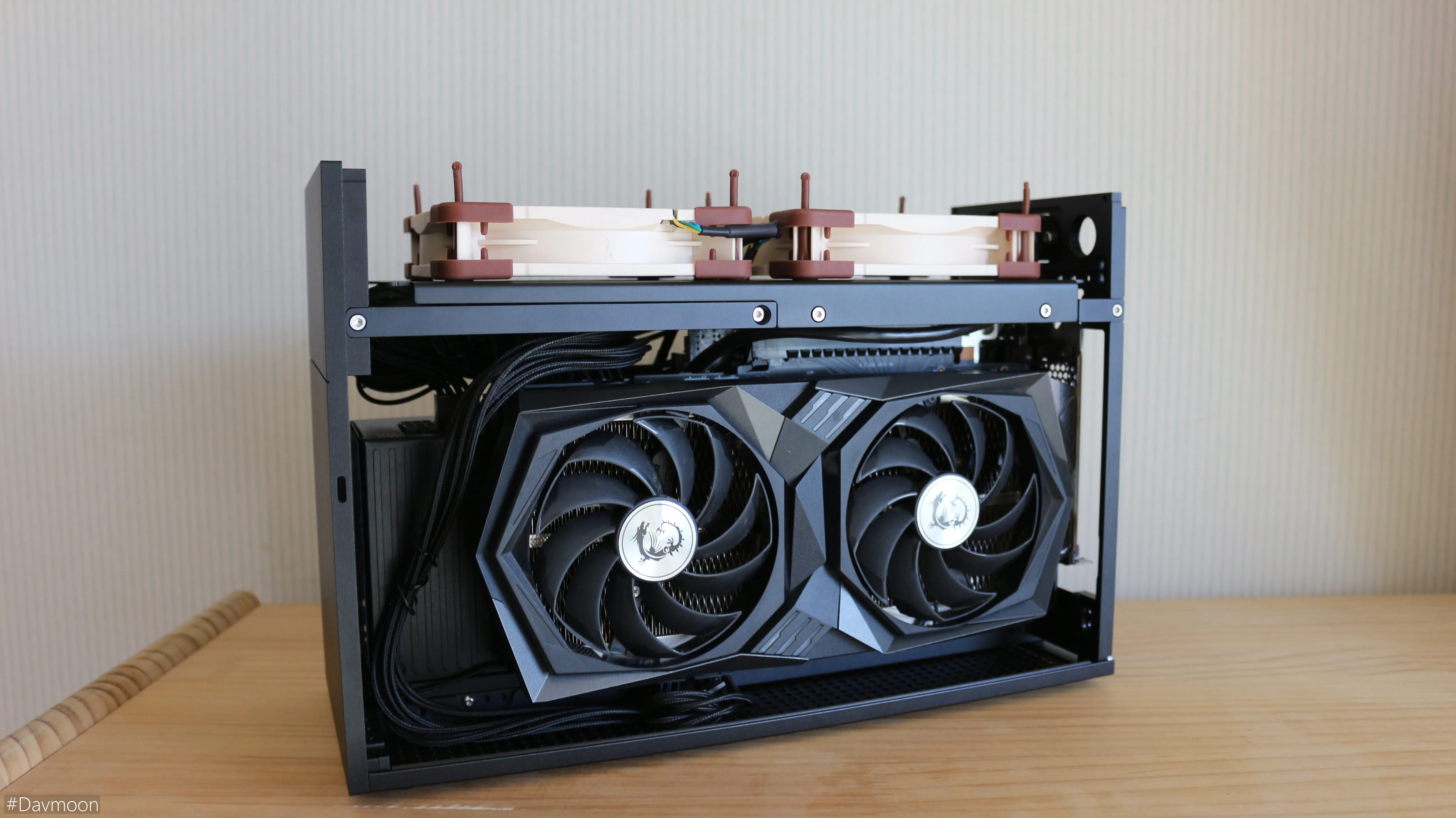 formd t1 v2 연출 사진 그래픽카드 확대