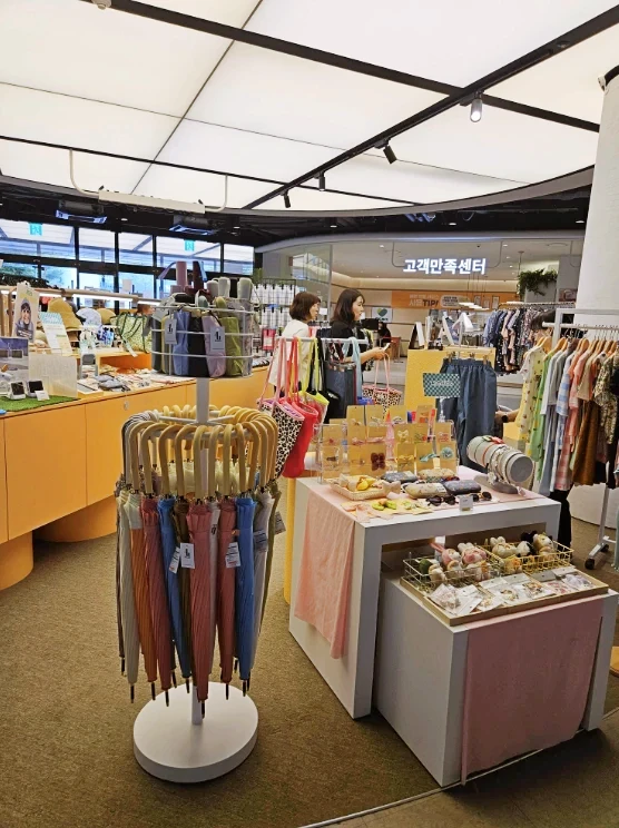 맞춤제작: 양산 우산 진열대