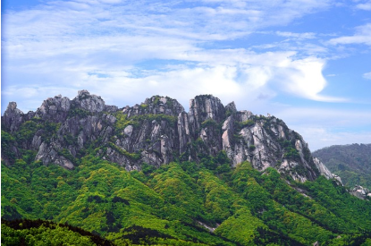 동해의 절경과 함께하는, 설악산