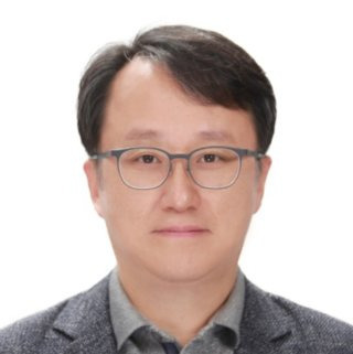 강준욱 비서관 프로필