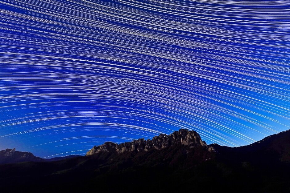 11월 여행지 추천 2024년 11월 한국 여행 11월 한국 여행지 TOP 10 가을 여행지 추천 한국 단풍 명소 억새 명소 추천 11월 가을 여행 추천 서울 억새밭 여행 제주도 가을 여행지 포천 명성산 억새 담양 메타세콰이아길 수원 방화수류정 피크닉 고성 미시령 은하수 11월 여행 코스 전라북도 부안 노을 세종시 국립수목원 당일치기 여행지 한국 가을 여행 코스 서울 가을 야경 명소 11월 당일치기 추천