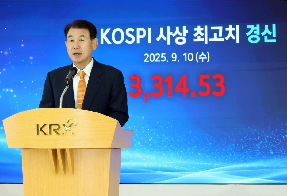 코스피 사흘 연속 신고가 경신 - 반도체 불장과 외국인 수급 중심으로 본 한국 주식 시장 선순환 분석