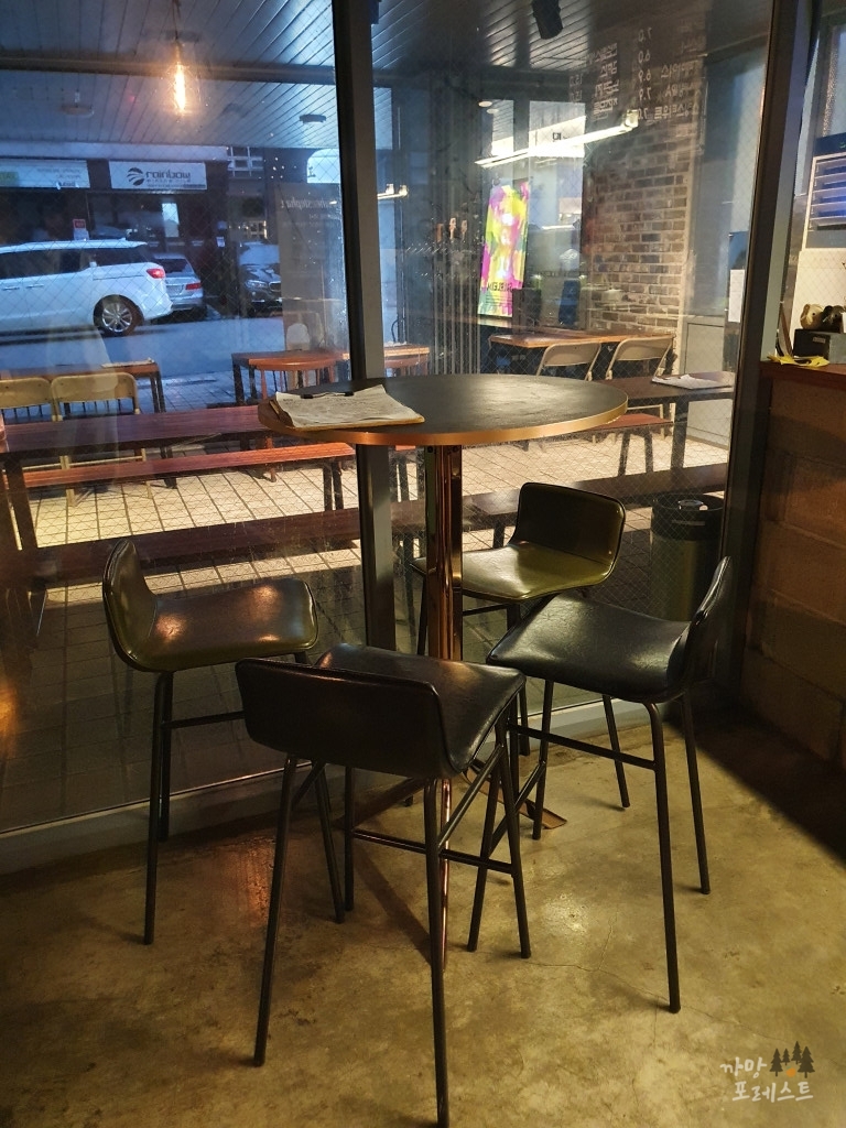 노군수제맥주 실내