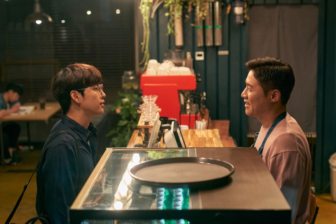 This is [스마트폰을 떨어뜨렸을 뿐인데]