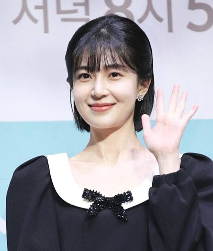 배우-백진희