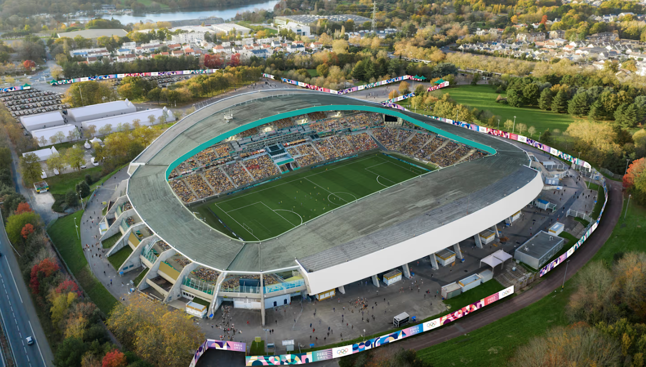 ํ๋ฆฌ ์ฌ๋ฆผํฝ ์ถ๊ตฌ ์ค๊ณ