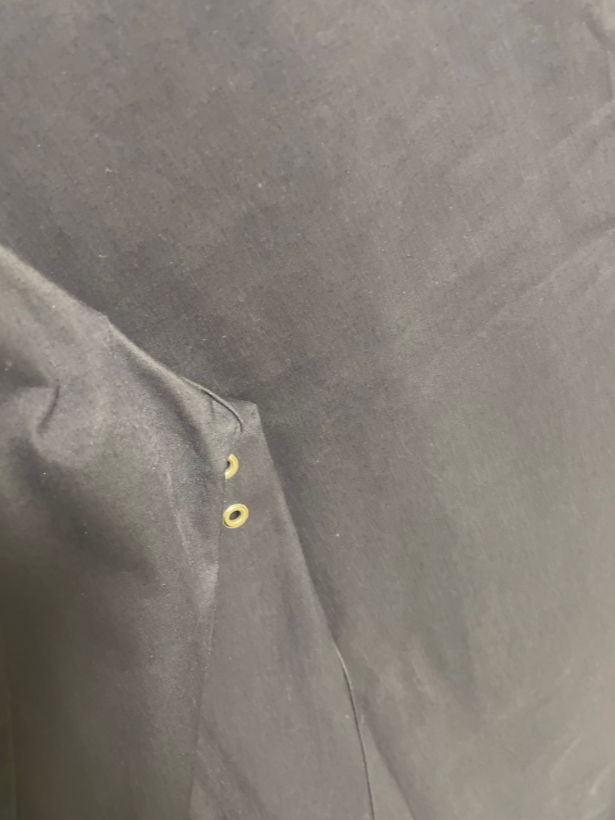 매킨토시 코트 겨드랑이 구멍