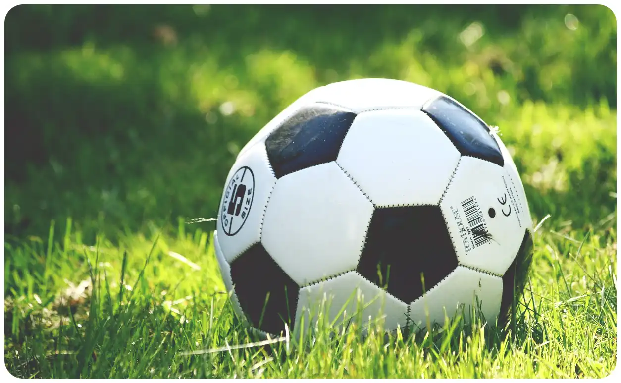 손흥민 연봉 (순위&amp;#44; 재계약 협상은 어떻게?)