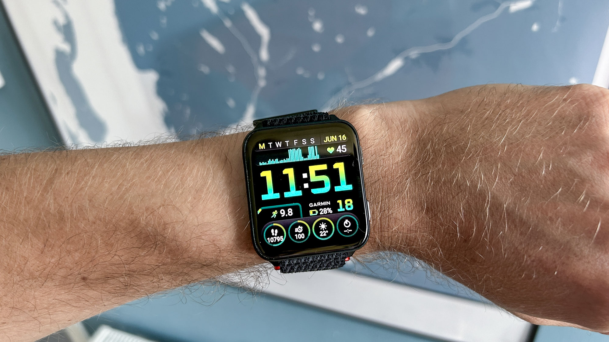 2025 가민 베뉴 X1 리뷰: 베뉴SQ에서 진화한 디지털 럭셔리 웨어러블