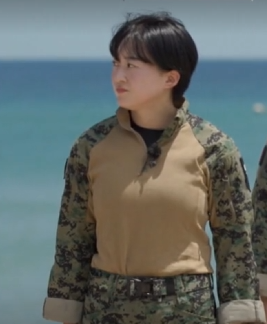 강철부대W 김지은 특전사 팀장: 리더십과 팀워크의 상징