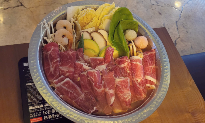 이자카야미츠