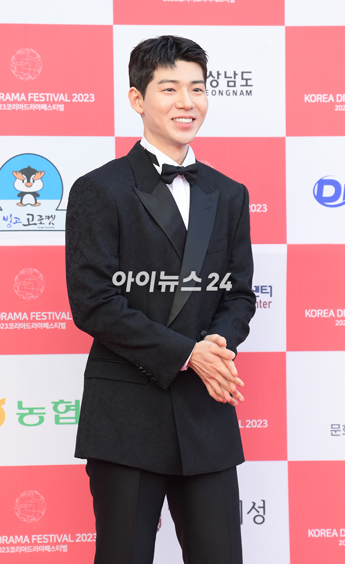배우 배현성이 14일 오후 경남 진주시 경남문화예술회관에서 열린 '2023 코리아드라마어워즈' 레드카펫 행사에 참석하고 있다. [사진=정소희 기자]