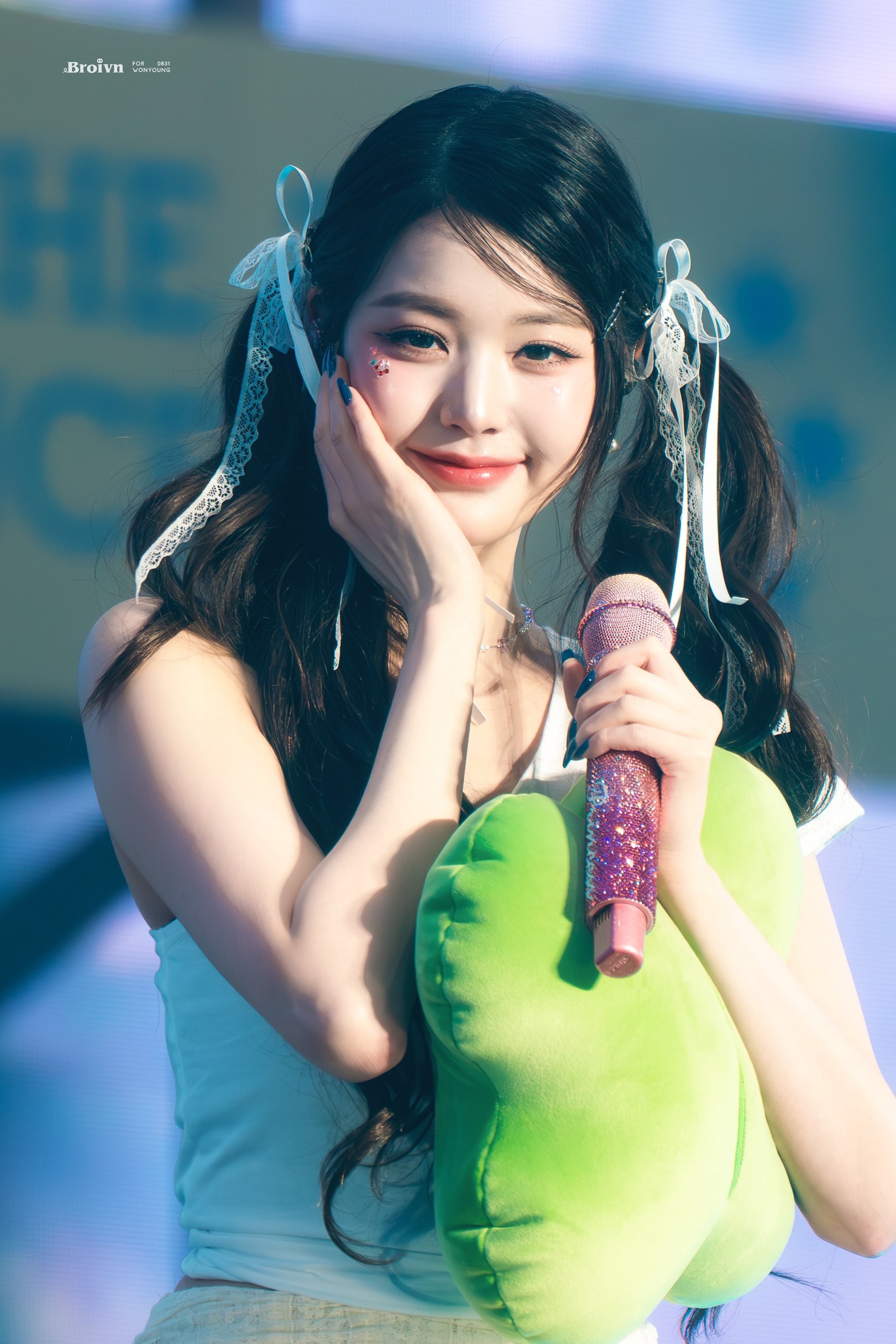 아이브 장원영 팬콘서트 사진 몇 장 모음 4