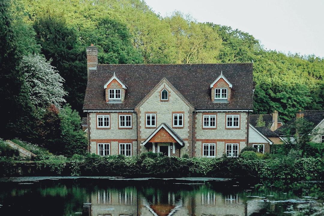 'House'