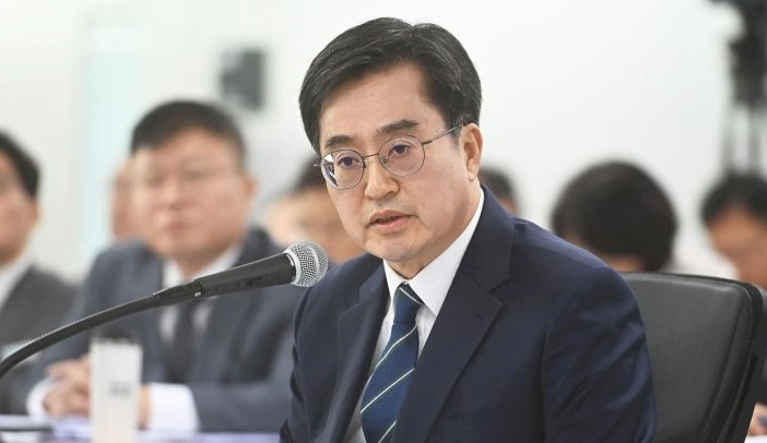 김동연 경기도지사, 김혜경 법카 사적 사용 수사의뢰