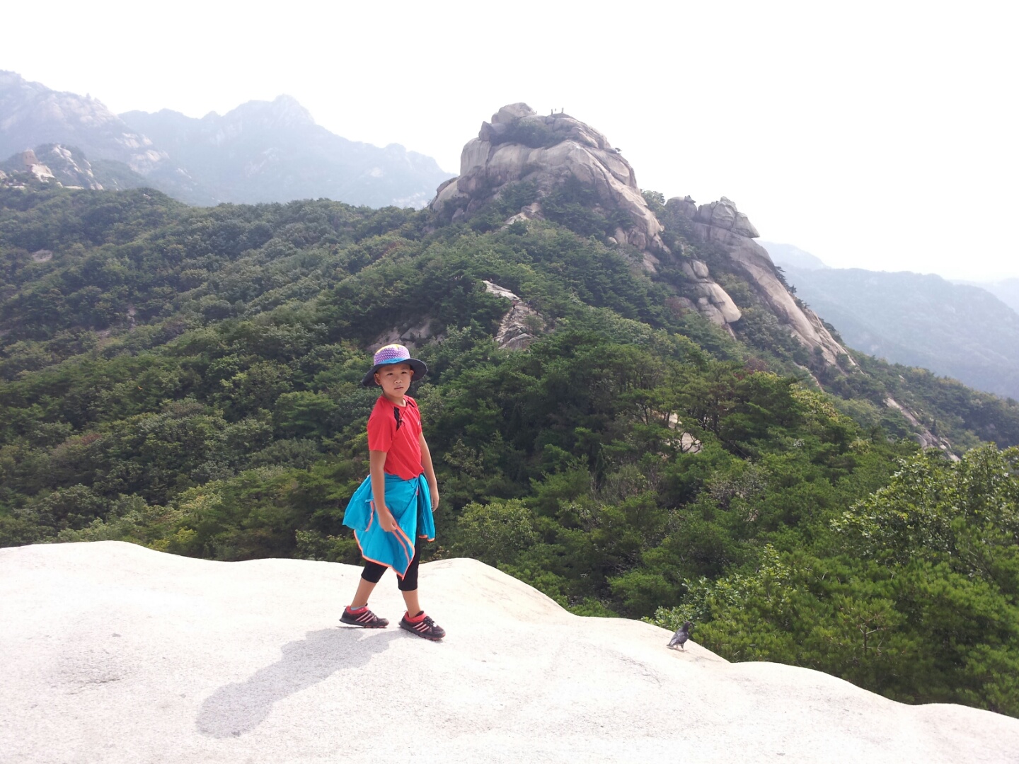 북한산(Bukhansan) 족두리봉에서 사모바위까지