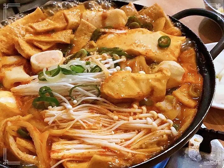 돈쭐내러왔습니다 쭈꾸미 삼겹살 대창 새우 막창 즉석 국물 떡볶이 먹방 빨간 맛 주꾸미 강서구 마곡 맛집 이영자 정혁 방송 소개