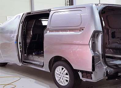 생방송오늘저녁 수술만 11번? 아픈 아내의 발이 되어준 좌식 거실 주문형 캠핑카 업체