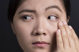 눈꺼풀 떨림 현상