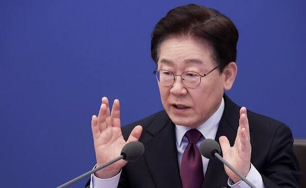 유시민 이재명 대통령 오만한 권력자 발언 논란 관련 이미지