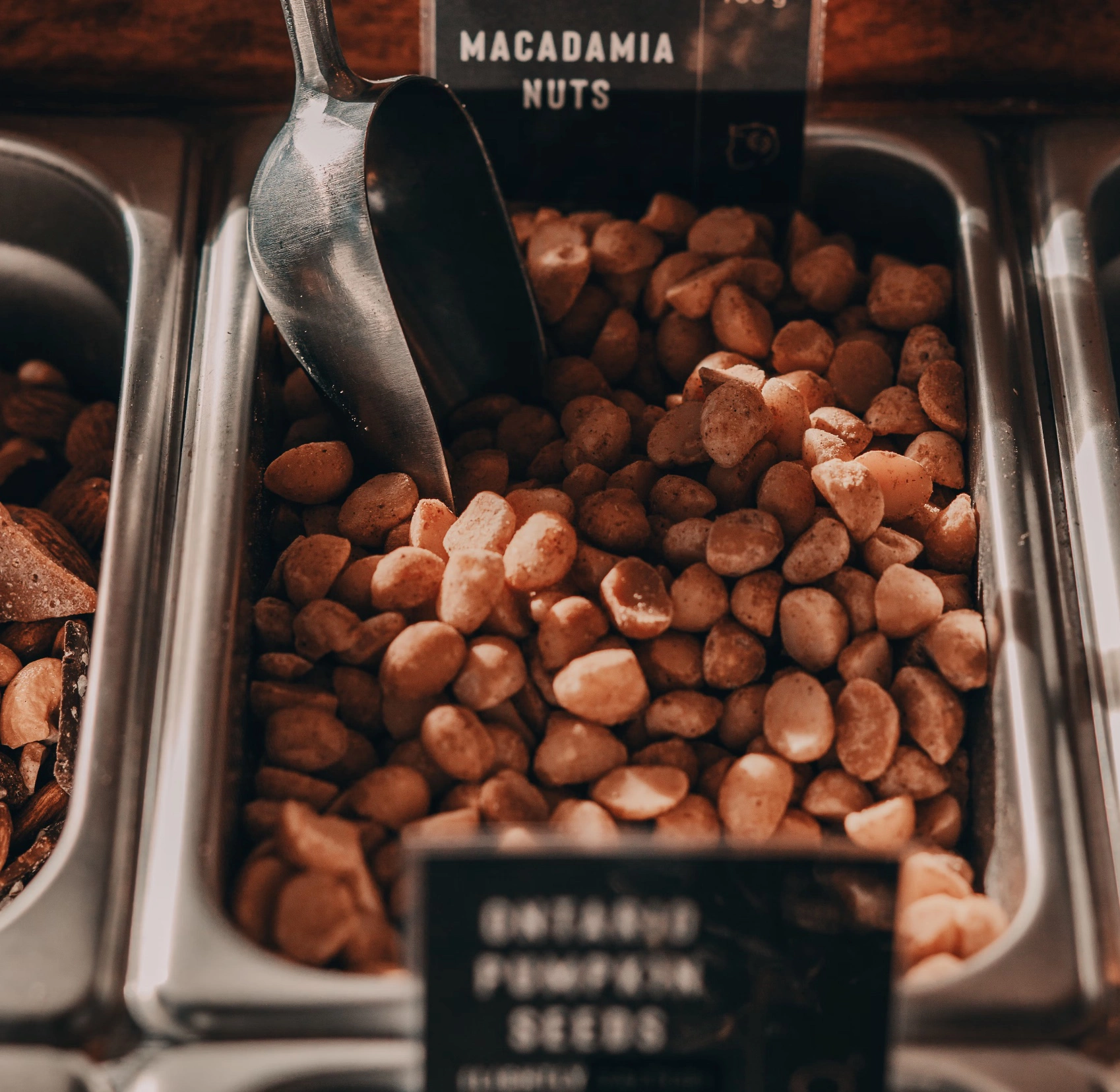 마카다미아 까는법