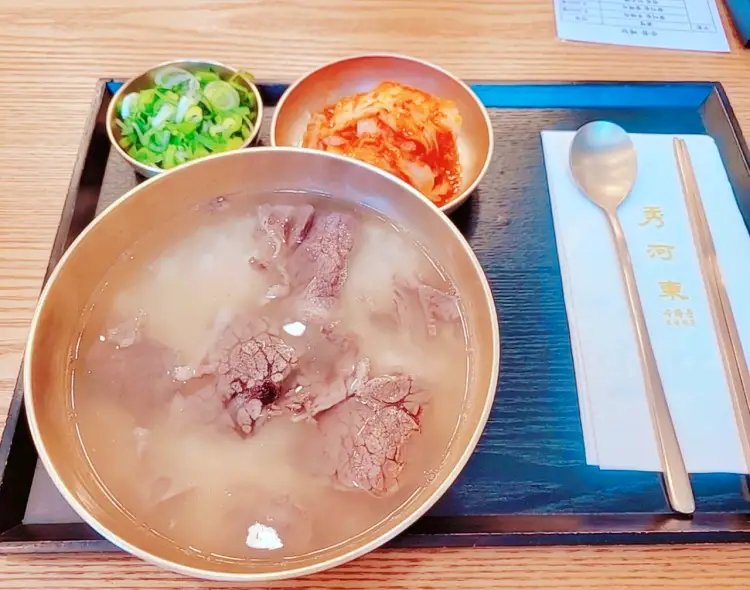미운우리새끼 미우새 탁재훈 이상민 탁짱이의 서울 체크인에서 먹은 한우 암소로 정성껏 끓인 곰탕 맛집
