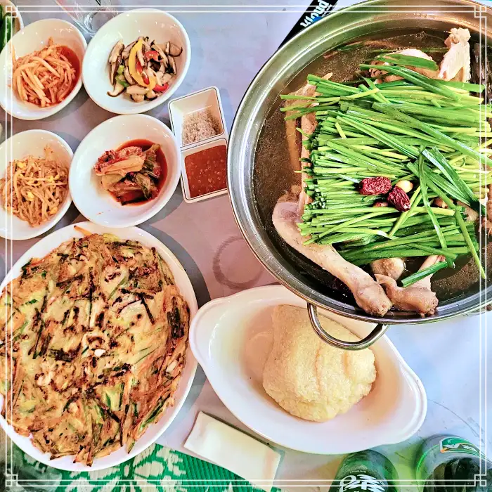 생방송 투데이 북한 도봉산코스 우이동 먹거리마을 계곡 보양식 한 상 맛집