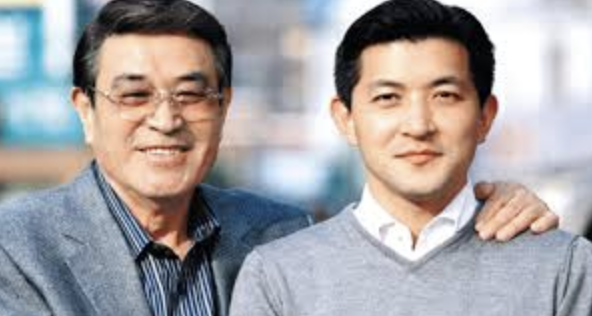 남궁원 홍정욱